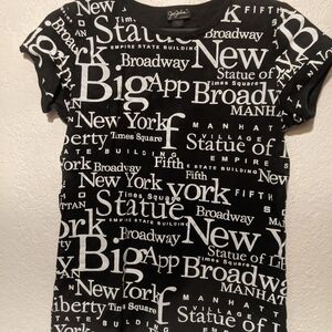 Black Fitted Graphic Cap Sleeve Tee